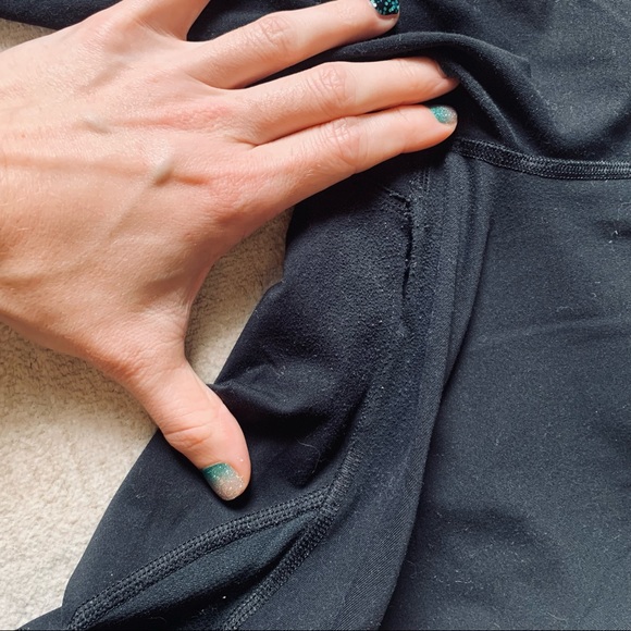 Lululemon Chase Me Crop *Flawed* - 6 - Picture 12 of 14